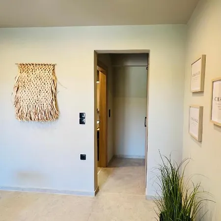 Apart-hotel Athilia 4*