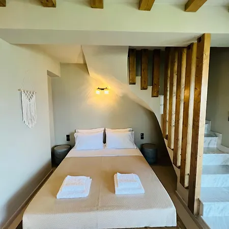 Athilia Hotel de apartamente Nikiana